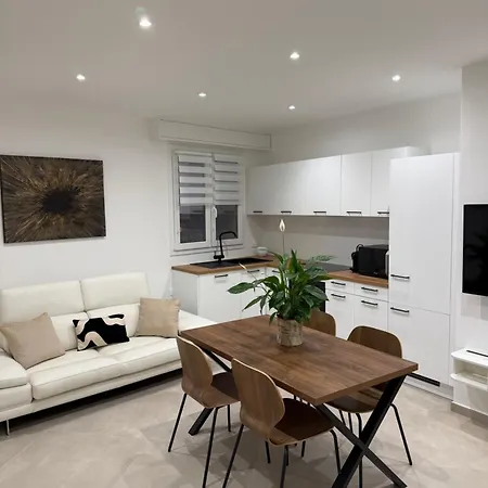 - 6 Personnes - 3 Lits - 3 Pieces - Parking ! Apartamento