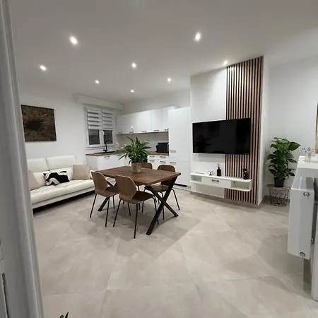 - 6 Personnes - 3 Lits - 3 Pieces - Parking ! Nice