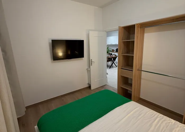 - 6 Personnes - 3 Lits - 3 Pieces - Parking ! Nizza